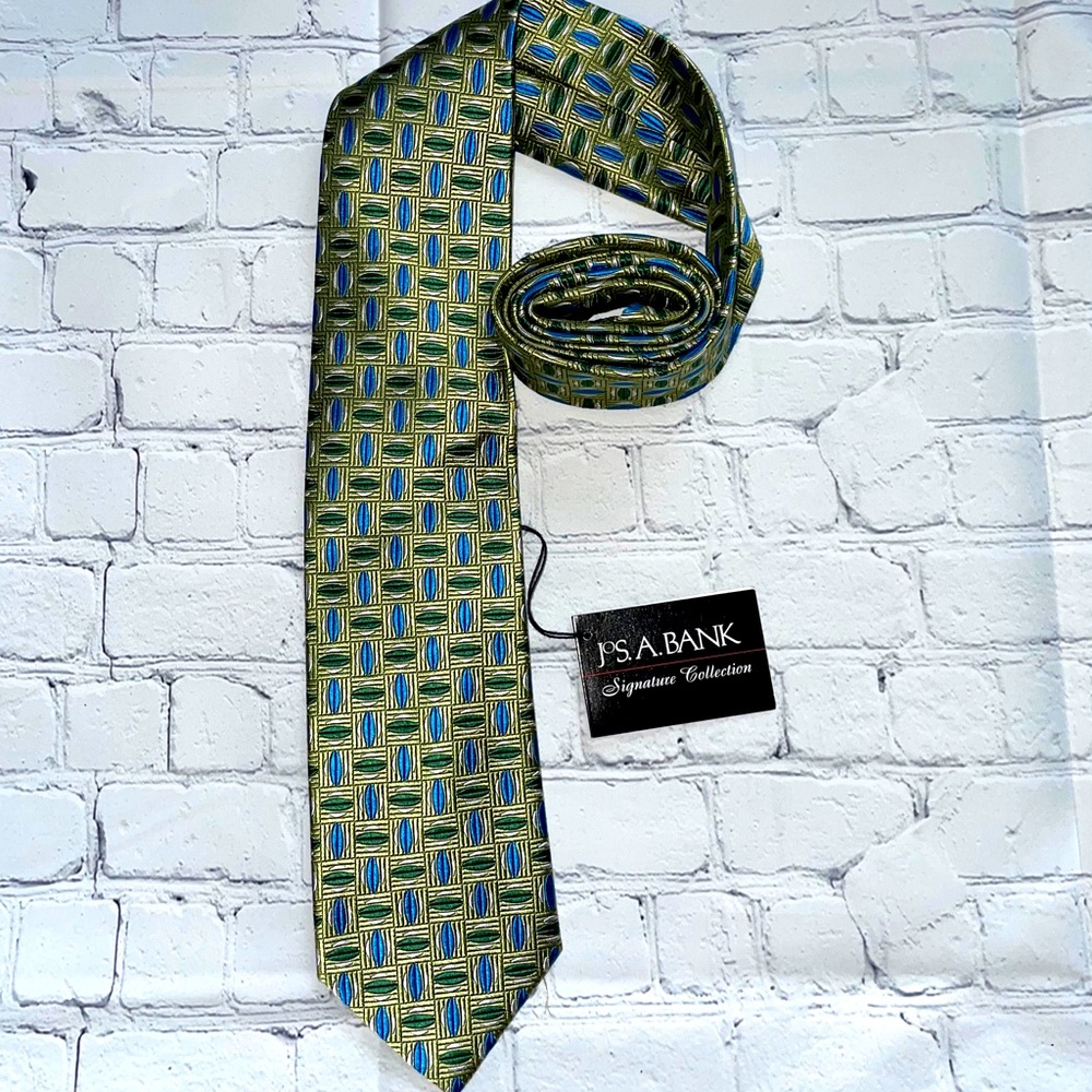 JoS. A. Bank signature collection geo silk tie